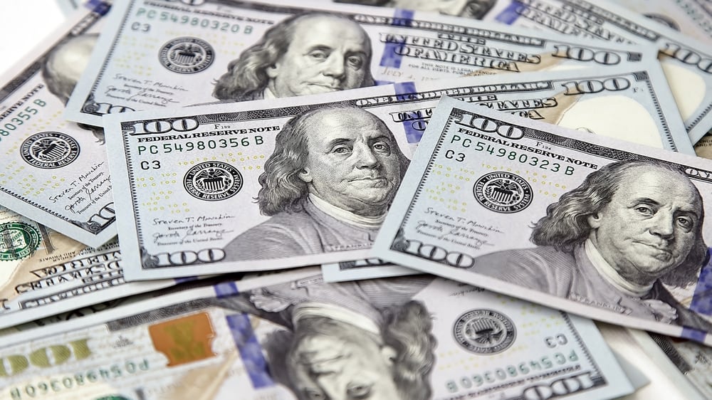 El tipo de cambio mantiene una suba de 1,8% en agosto.