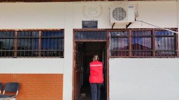 El organismo supervisor reporta que la autoridad sanitaria regional dispone de solo una fracción del dinero necesario para atender la emergencia y desplegar la vacunación preventiva en la Amazonía