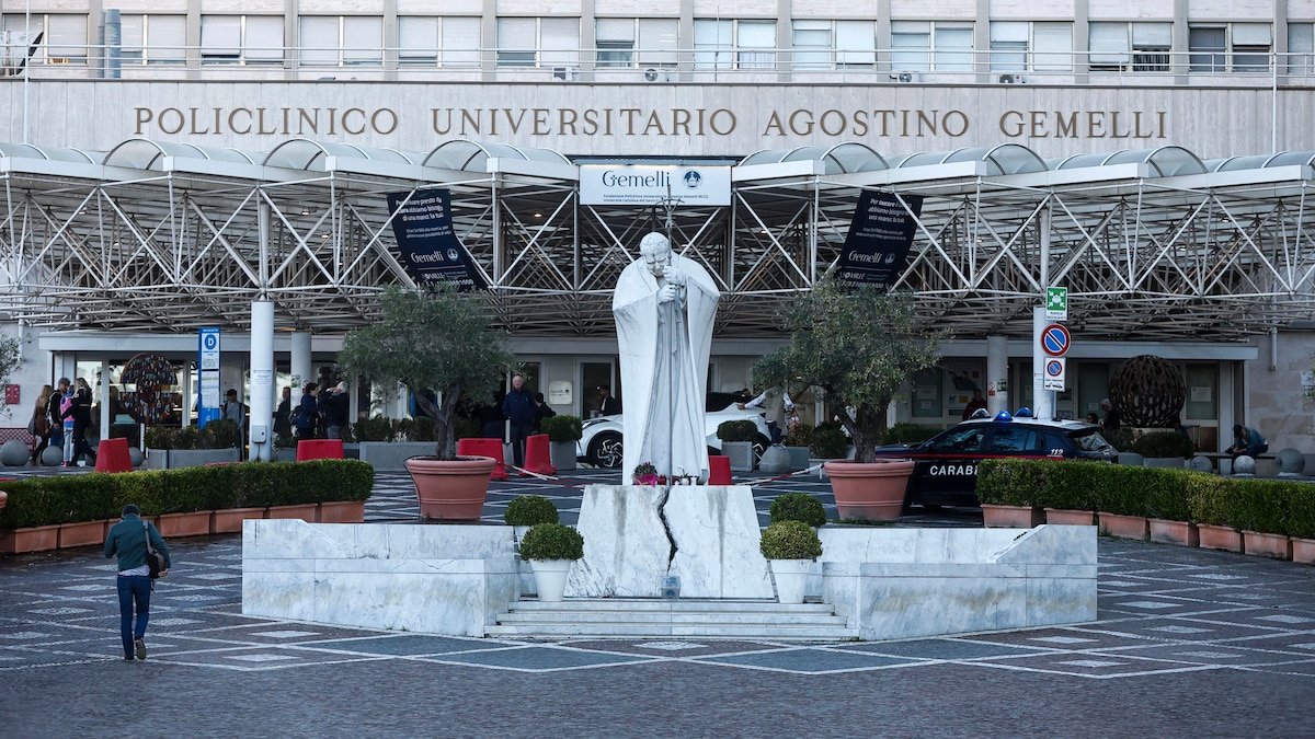 Imagen de la noticia: La historia de Gemelli, el hospital de los papas: del atentado contra Juan Pablo II a la operación de León XIV