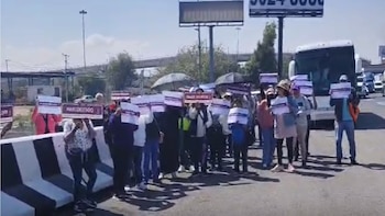 manifestantes caseta Tepotzotlán habitantes de Tultitlán Vecinos del Paraje Fimesa