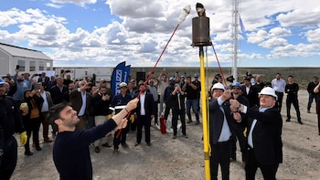 Ignacio Torres, Alberto Weretilneck y Rolando Figueroa inauguraron la Planta Compresora Holdich: los detalles del proyecto