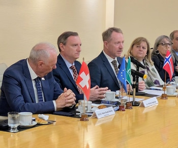 El embajador de Suiza en