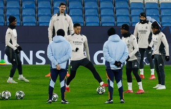 Soccer Football - Champions League