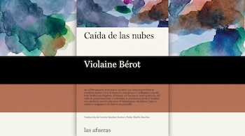 Cubierta de libro con manchas de acuarela, franja negra central con el nombre Violaine Bérot y secciones de color castaño y crema.