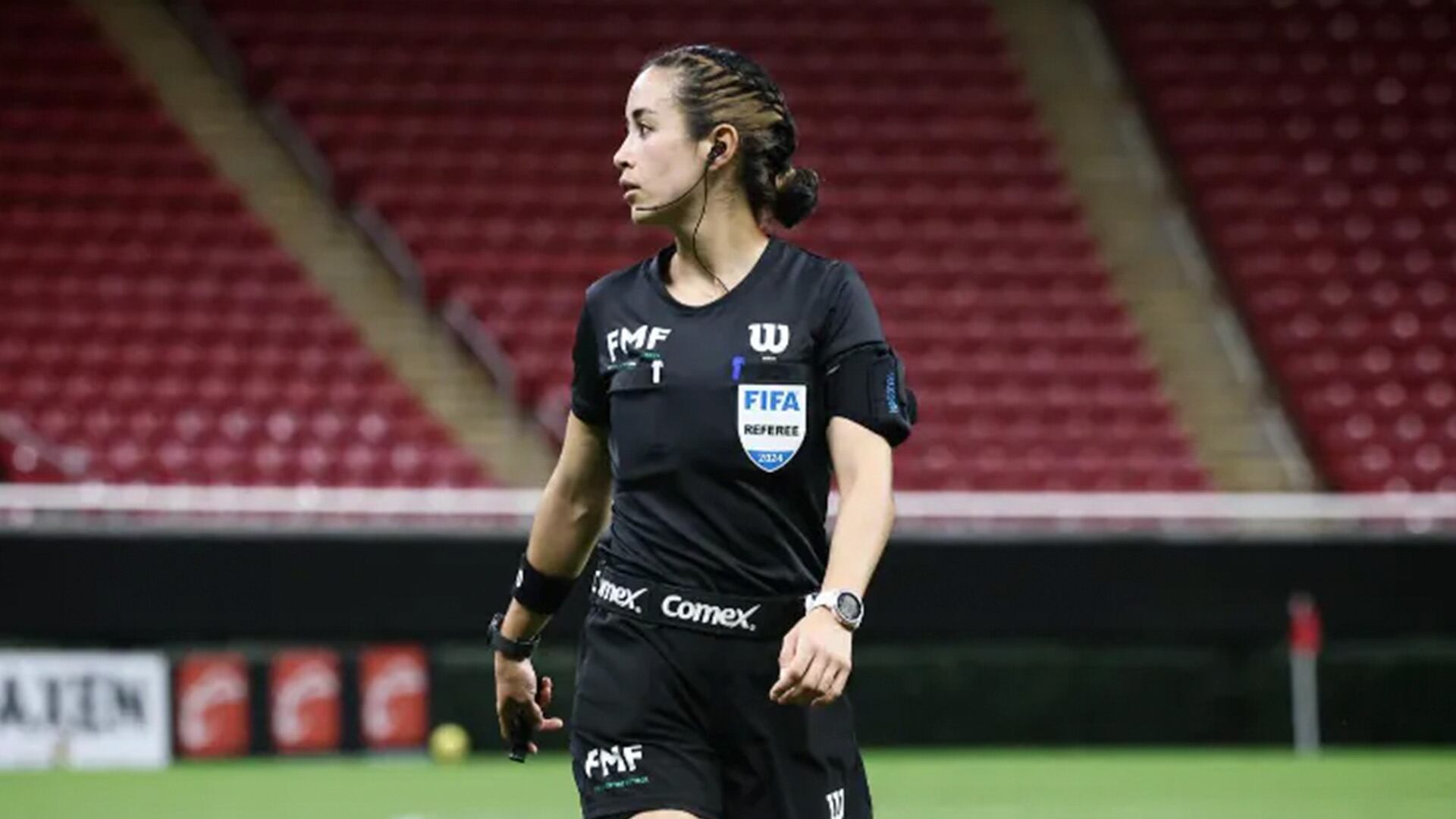 La silbante hará historia al pitar el Toluca vs. Juárez en la vuelta de los cuartos de liguilla. Crédito: Instagram/@yosoychax