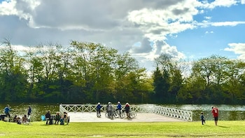 Actividades como pesca y kayak