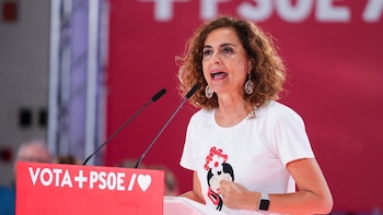 Montero promete una ley de