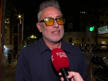 Kiko Hernández hablando con la prensa antes de entrar a su fiesta sorpresa
EUROPA ESPAÑA SOCIEDAD
EUROPA PRESS REPORTAJES