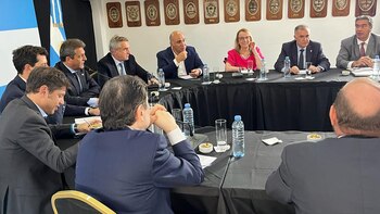 Los mandatarios recibieron algunas precisiones