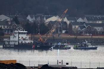 Las investigaciones iniciales evalúan factores