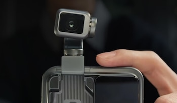 El HONOR Robot Phone llega al mercado para abrir un segmento de smartphones centrados en robótica e inteligencia artificial.