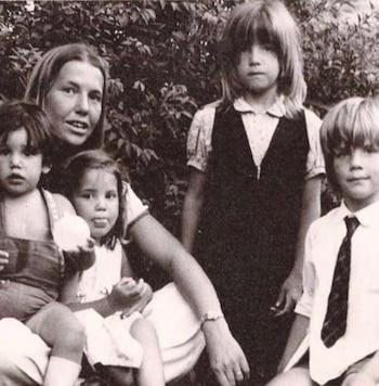 El posteo de Facundo Arana en Instagram muestra una colección de fotos junto a su madre y hermanos que celebra la contención y la complicidad familiar