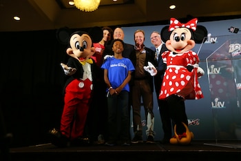 Conocer a los personajes es