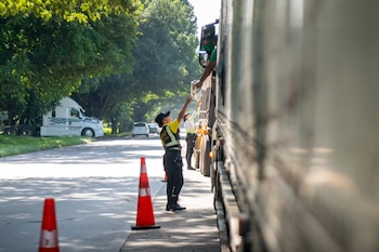 Los talleres habilitados cuentan con capacidad para revisar hasta 448 vehículos de carga por día. (Cortesía: Viceministerio de Transporte)