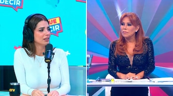 Una pantalla dividida muestra a Suheyn con auriculares llorando frente a un micrófono y a Magaly Medina con cabello rojizo sentada frente a un escritorio.