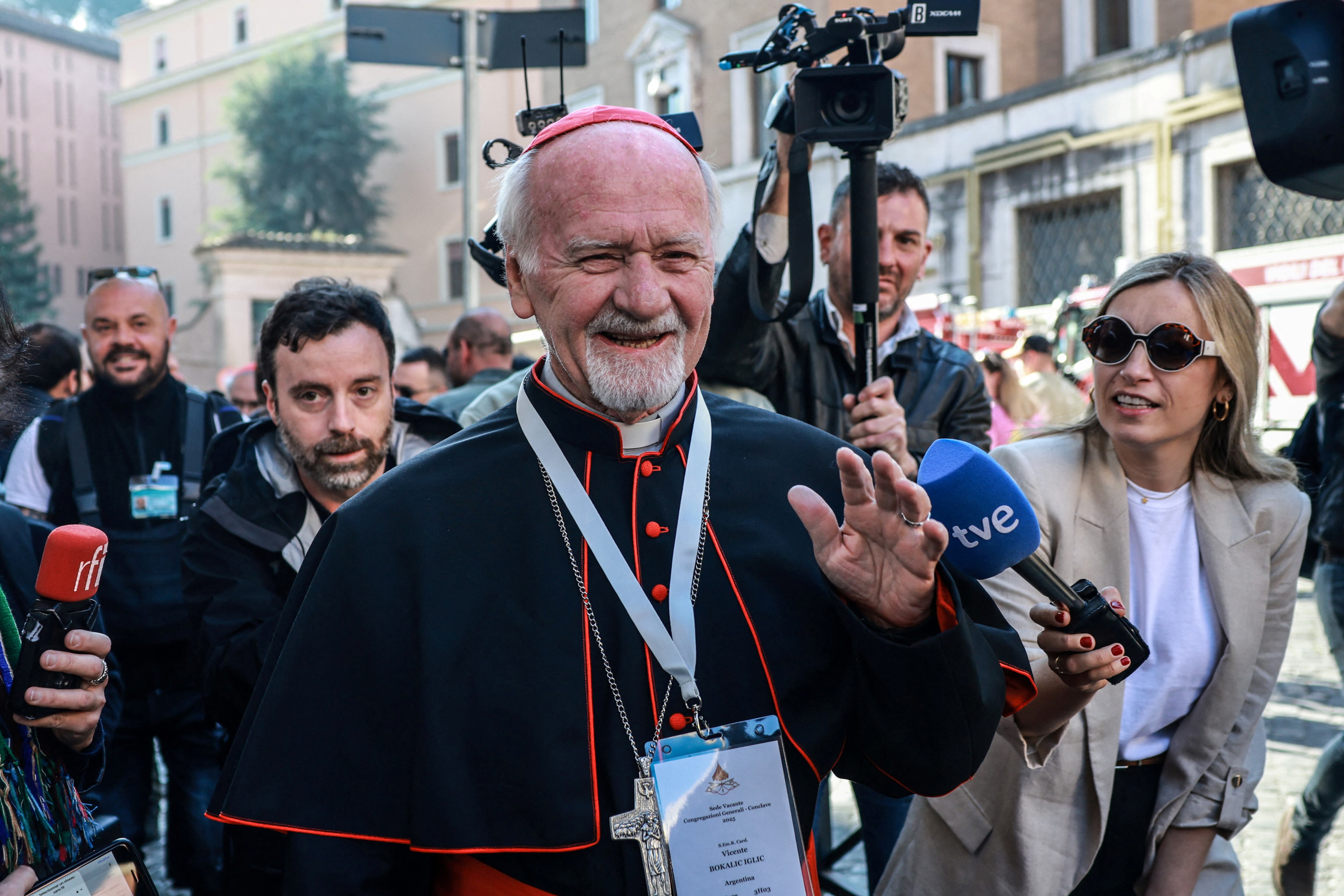 Vicente Bokalik Iglic desde Roma (REUTERS/Louisa Gouliamaki).