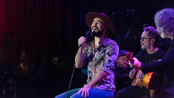 Abel Pintos presentó su nueva