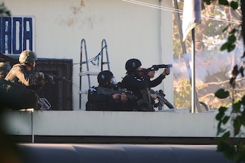 Fuerzas de seguridad asaltan la