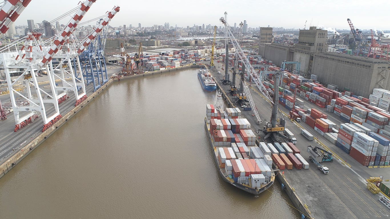 En el segundo trimestre, las exportaciones de bienes y servicios crecieron 2,5% real respecto al primer trimestre.