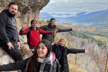 Silvia Rosana Amaro, de 58 años y oriunda de Alejandro Korn, murió tras la caída de una camioneta por un barranco de 80 metros en la Cuesta de Lipán, Jujuy