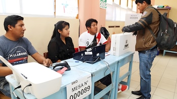 ¿Se puede votar con pasaporte