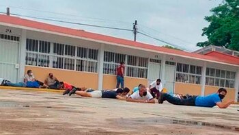 Un grupo armado robó boletas