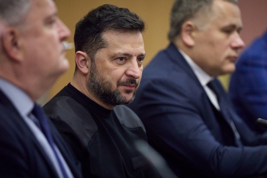 Zelenski confía en una reunión con Rusia antes del 10 de noviembre y no descarta cambiar la sede