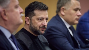 Zelenski confía en una reunión con Rusia antes del 10 de noviembre y no descarta cambiar la sede