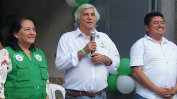 Fernando Olivera: perfil y hoja