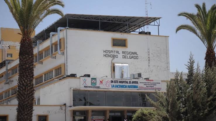 Paciente en aparente estado de ebriedad intenta atacar con aguja y tijeras a un médico de hospital de Arequipa