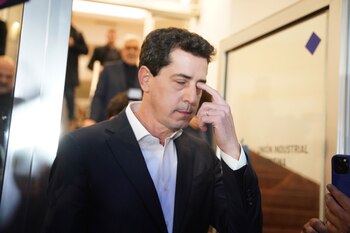 El senador cristinista Eduardo De