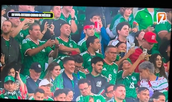 La imagen de Fernando Álvarez Monje en el partido del Mundial genera cuestionamientos sobre un posible financiamiento con dinero del erario, mientras la titular del Ejecutivo estatal asegura que el funcionario estaba fuera de horario laboral