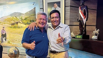 César Acuña y Jorge Sigüenza.
