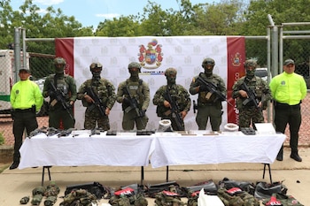 El Ejército incautó 1,5 toneladas de explosivos y 440 granadas adaptadas para drones en la ofensiva contra el ELN - crédito MinDefensa