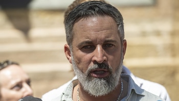 Abascal acusa a Sánchez de "abandonar" a Ceuta para "desmoralizar" a sus habitantes y "entregar" la ciudad a Marruecos
