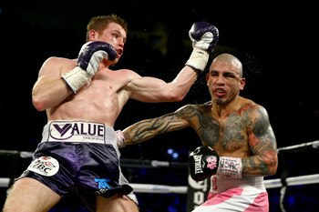 Canelo logró vencer a Cotto