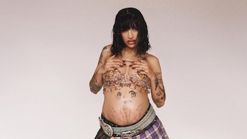 Cazzu en Playboy (ig/cazzu)