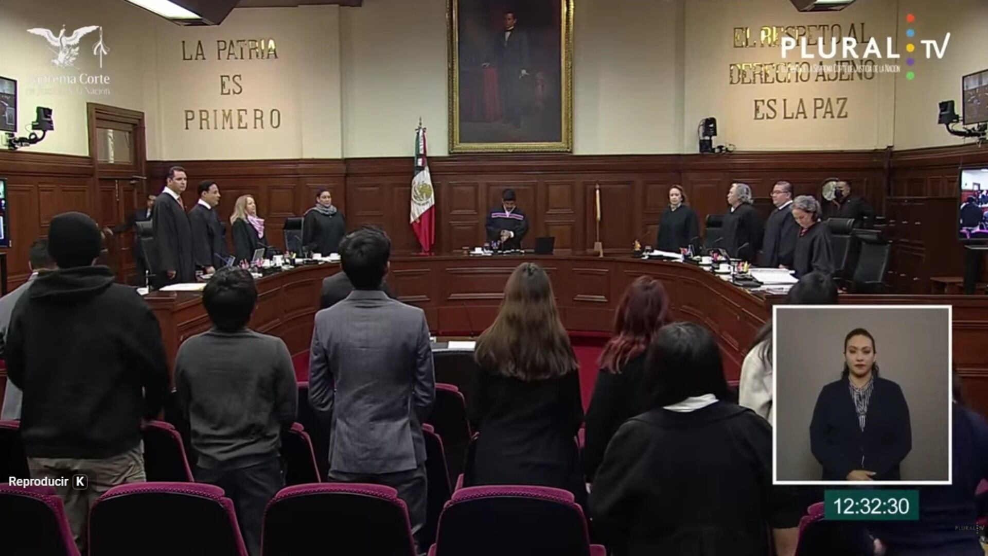 En el Senado guardaron un minuto de silencia por los militares caídos en la defensa de la población Foto: Captura de pantalla Suprema Corte