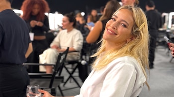 La foto viral de Luisana Lopilato con una de las actrices del momento durante la Semana de la Moda de París
