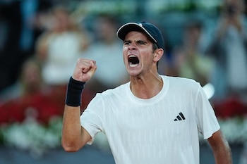 24/04/2026 El tenista español Rafa Jódar celebrando el triunfo frente al australiano Alex De Miñaur en el Mutua Madrid Open.
DEPORTES
ÓSCAR J. BARROSO