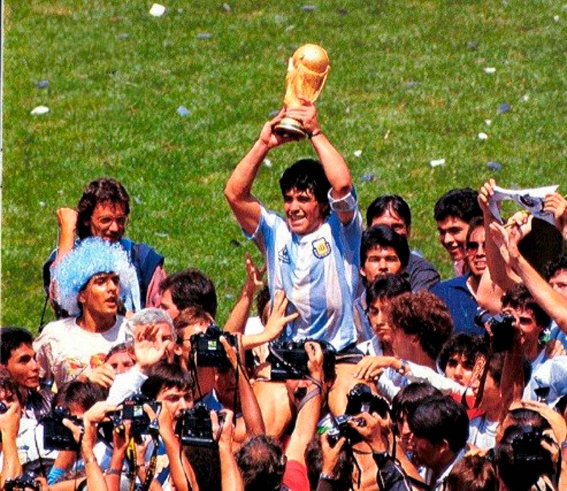 Diego en la gloria. Argentina también