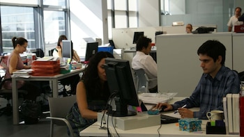 El 24,1% de la fuerza laboral en Perú está altamente expuesta a la IA generativa: ¿qué significa para los trabajadores?