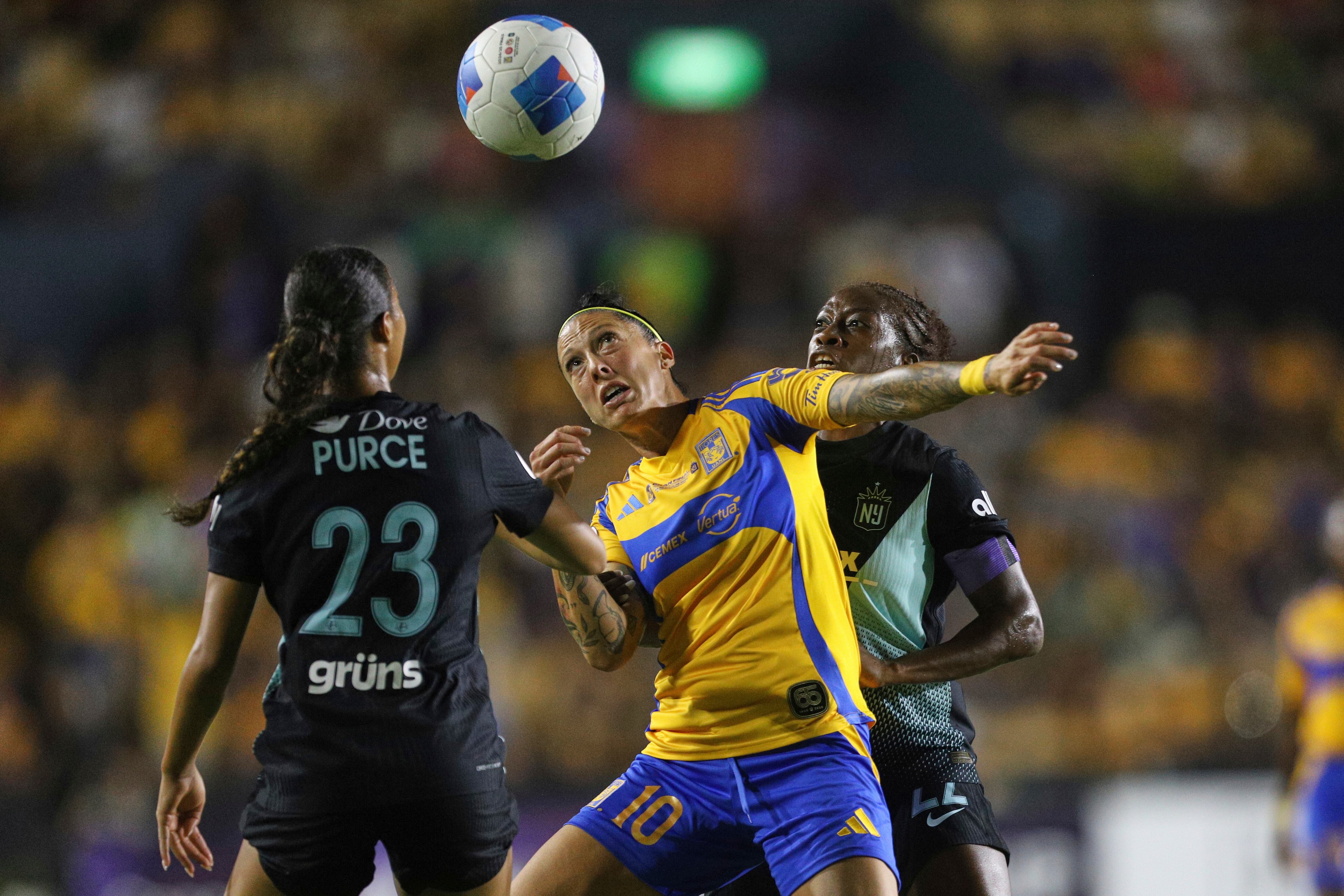 Jennifer Hermoso, destacada futbolista española de Tigres Femenil, ha forjado una carrera impresionante desde sus inicios en Atlético de Madrid hasta su éxito en clubes europeos y su actual paso en México. (AP Foto/Jorge Mendoza)