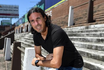 Vega proyecta una carrera como