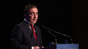 España participará en la reunión sobre Ormuz organizada por Macron y Starmer y sigue sin apoyar ninguna operación