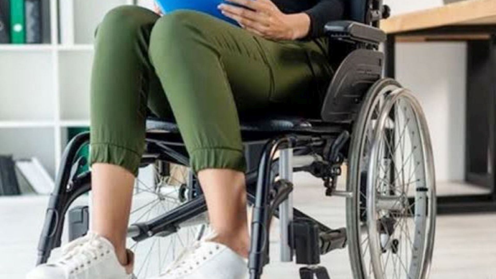 La mujer sufría esclerosis múltiple, pero exageró su gravedad para aumentar la cuantía de su pensión por discapacidad (Andina)