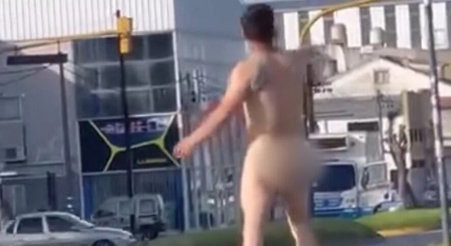 La intervención policial y de Prefectura permitió reducir al individuo rápidamente, sin que fuera necesario su traslado a un hospital (0223)