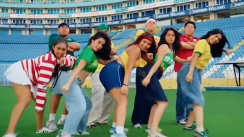 El Salvador se suma a la fiebre mundialista: Bailarines recrean el éxito “Dai Dai” de Shakira en el Estadio Cuscatlán