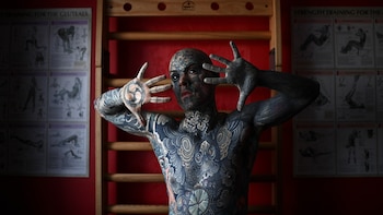 Su cuerpo le abre puertas: