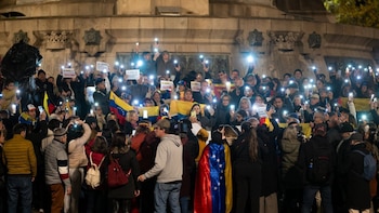 Unas 200 personas se manifiestan